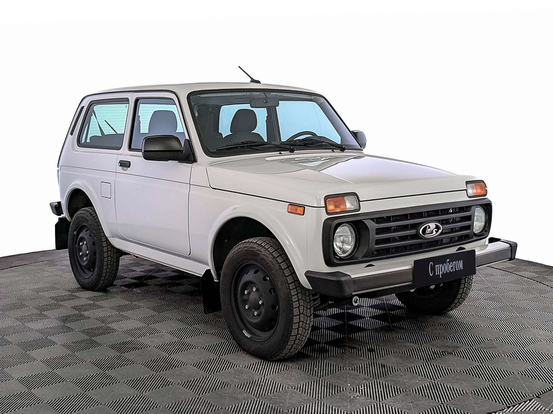 Lada Niva Legend